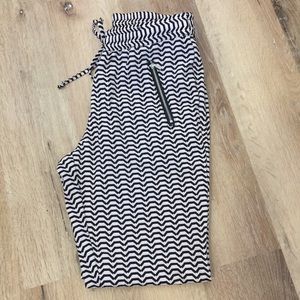 New York & Company  joggers size small